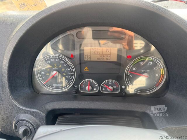 Gardinsidad skåpbil IVECO EURO CARGO 75E18 *  * EDSCHA * 2,85 M HOCH
