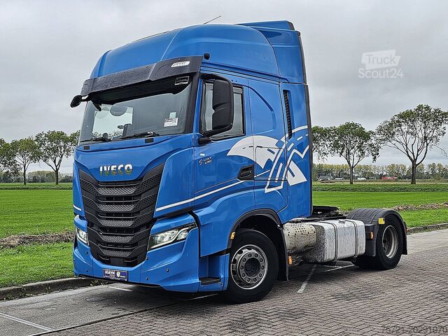 Standard-SZM IVECO S-WAY AS440S48