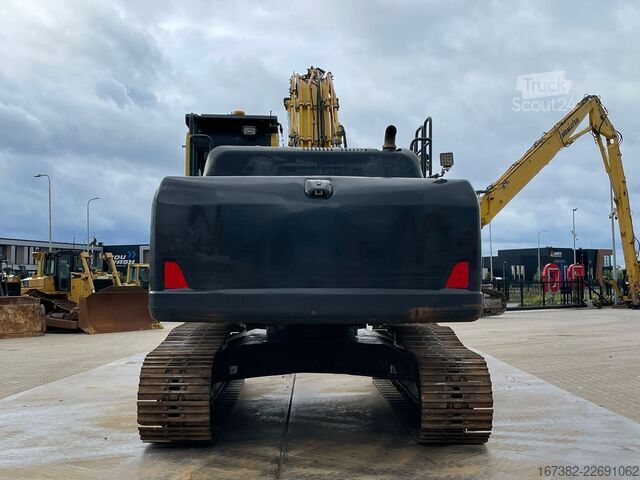 Rupsgraafmachine Komatsu PC240NLC-10