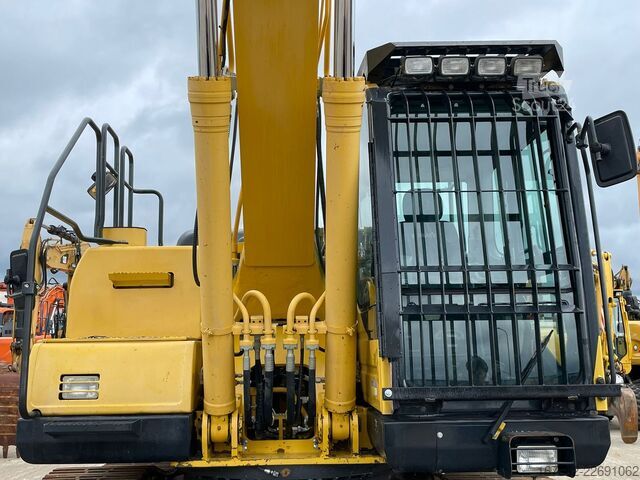 Rupsgraafmachine Komatsu PC240NLC-10