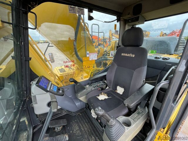 Lánctalpas kotrógép Komatsu PC240NLC-10