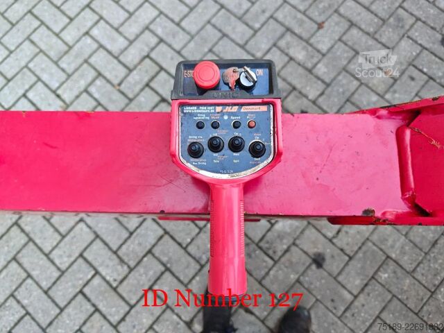 Mobiele kraan Unic URW 506 CDME Radio Remote 338 Hours 0.5 T Jip!