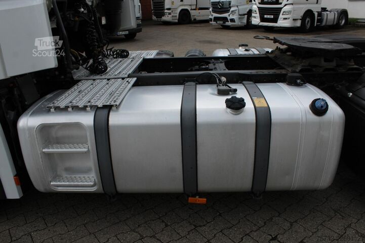Standaard trekker Mercedes-Benz Actros 1848 MP5 Big Space Retarder MirrorCam