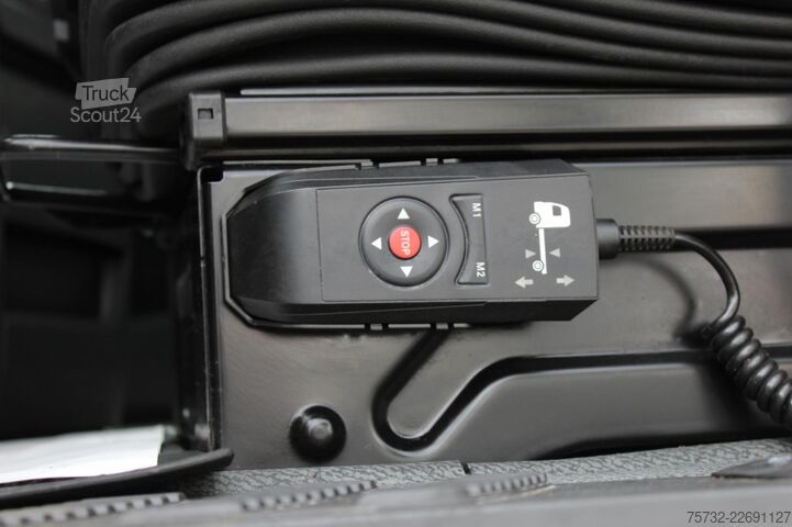 Standaard trekker Mercedes-Benz Actros 1848 MP5 Big Space Retarder MirrorCam
