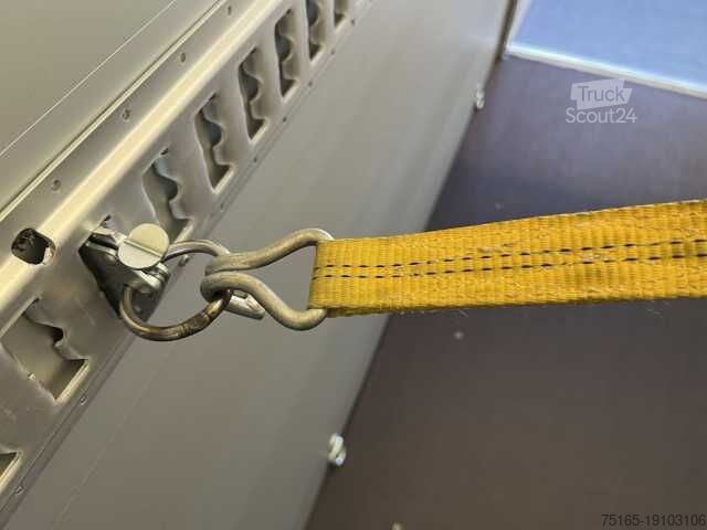 Каросерийно ремарке G270 Tür Kofferanhänger Sirius