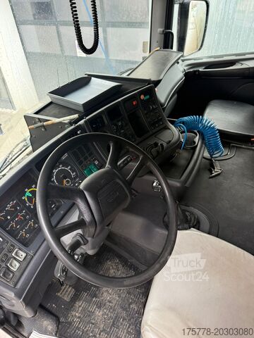 Żuraw samojezdny SCANIA R114 GB 6x2 NZ 380/