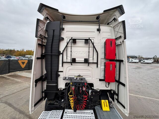 Standardtraktor Volvo FH 500 6x4 ADR