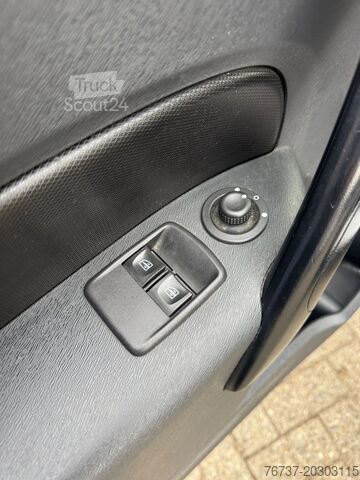Furgons Renault Kangoo **EURO 6D-AIRCO-59KW**