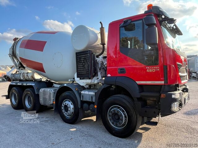 Autobetonmixer Iveco Trakker 450