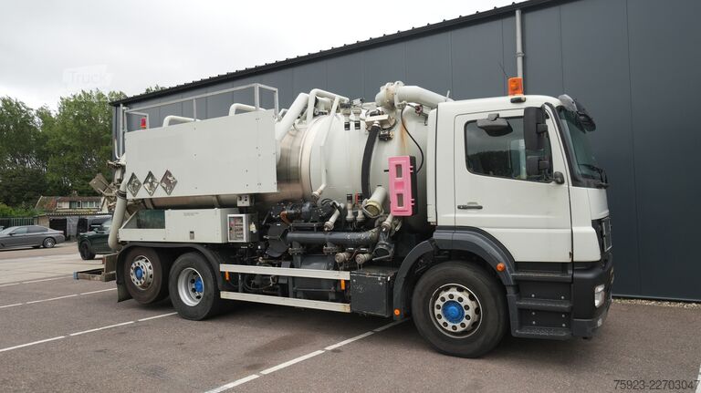 Zuigvoertuig Mercedes-Benz AXOR 2728 6x2 vacuum suck and pressure tank 206...