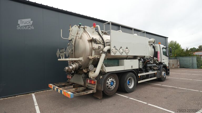 Zuigvoertuig Mercedes-Benz AXOR 2728 6x2 vacuum suck and pressure tank 206...