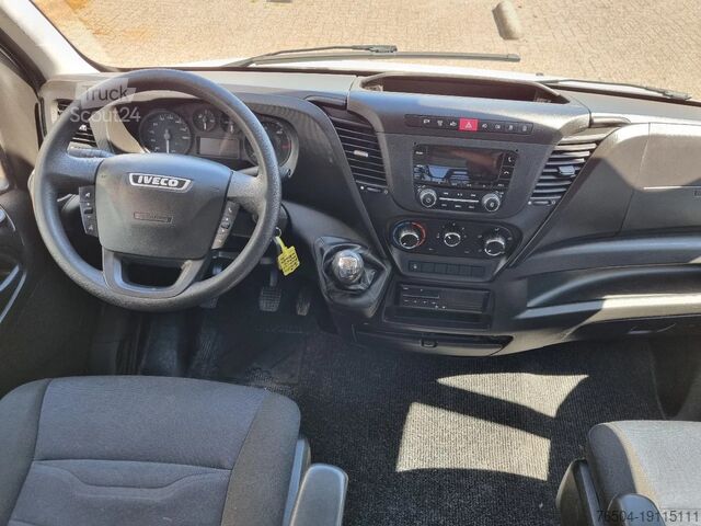 Platformwagen dubbele cabine Iveco Daily 35C18 3.0D DC 6 zits Open laadbak 4.10m E...