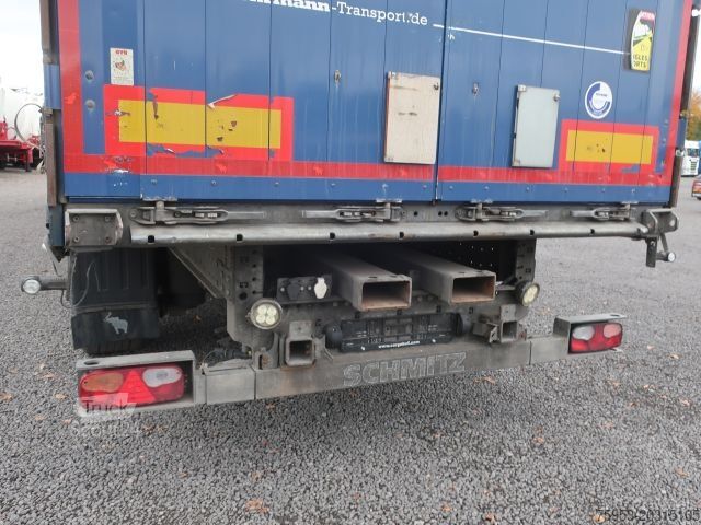 Auflieger mit Pritsche & Plane Schmitz SCS 24 Staplerhalterung und Lenkachse
