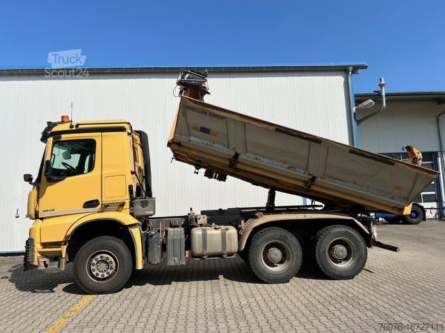 Üç taraflı damperli kamyon MERCEDES-BENZ 3348 K 6x4 Bordmatik Retarder Heizung Kamera