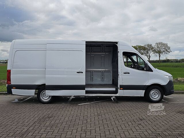 Kombi s vysokou střechou MERCEDES-BENZ SPRINTER 316 L3H2 Mbux Automaat!