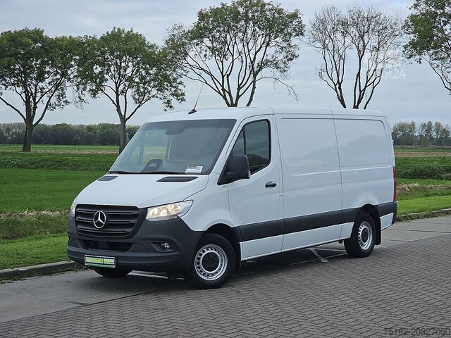 Bestelauto MERCEDES-BENZ SPRINTER 315 L2H1 Mbux10 Trekhaak