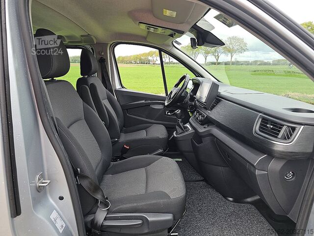 Potniški promet RENAULT TRAFIC 2.0 DCI ac aut. 8 pers EURO6
