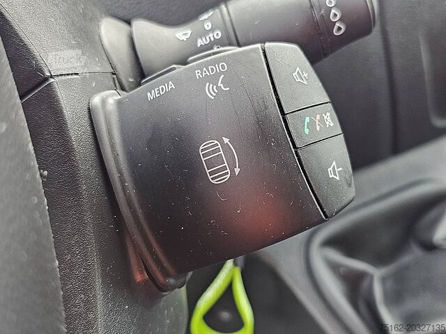 βαλίτσα RENAULT MASTER 2.3 Bakwagen Laadklep!