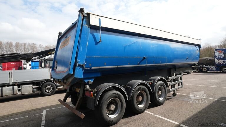 شاحنة قلابة Stas 3 axle tipper trailer