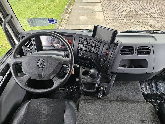 Gesloten bak RENAULT D 210 11.9T LIFT SIDE DOOR