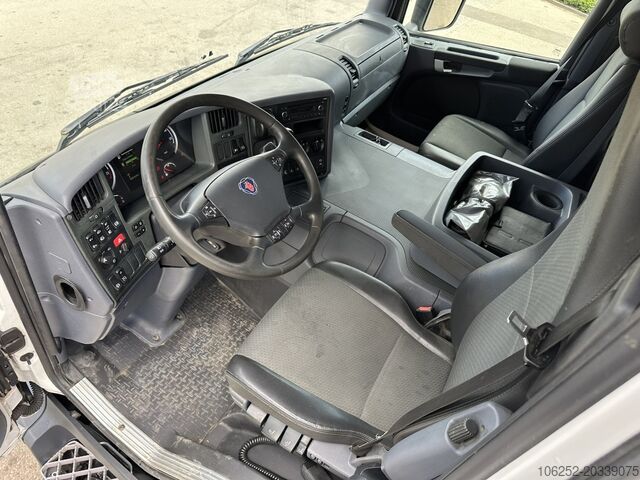 Чемодан Scania P320 RETARDER - CLOSED BOX 8m25 x 2m47 x 2m30 -...