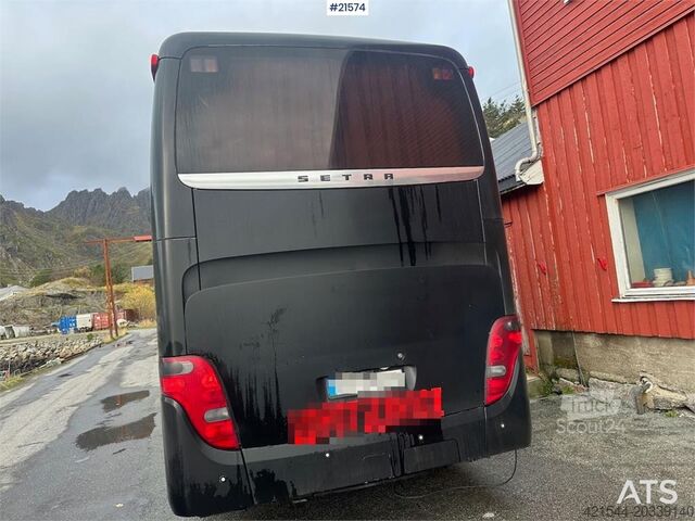 Туристический автобус Setra S411 с 29+2+1 местами и зимними шинами. Setra S411 tour bus w/ 29+2+1 seats and winter tires. Lo