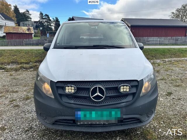 Korkeakattoinen farmari Mercedes-Benz Vito