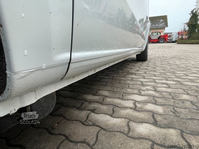 شاحنة بانل MERCEDES-BENZ Vito 116 L2 Klima 3-Sitze AHK 8-fach bereift