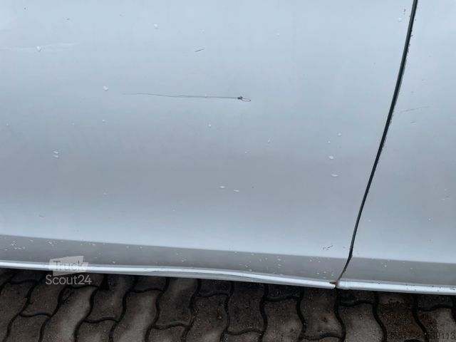 شاحنة بانل MERCEDES-BENZ Vito 116 L2 Klima 3-Sitze AHK 8-fach bereift