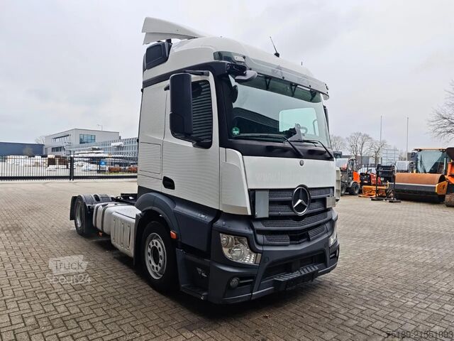 Volume SCM Mercedes-Benz Actros 1843 4x2 Mega!