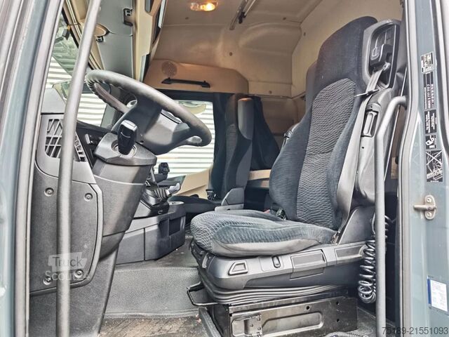 Volume SCM Mercedes-Benz Actros 1843 4x2 Mega!