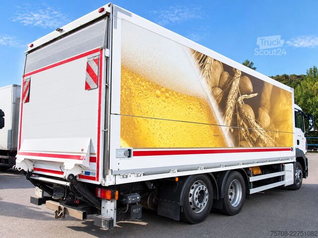 Autocarro per bevande MAN 26.420 TGS*7,3m Schwenkwand*LBW*2x AHK*Lift/Lenk