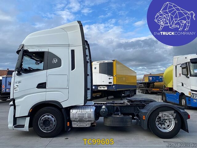 Standaard-SZM Iveco S-WAY 480
