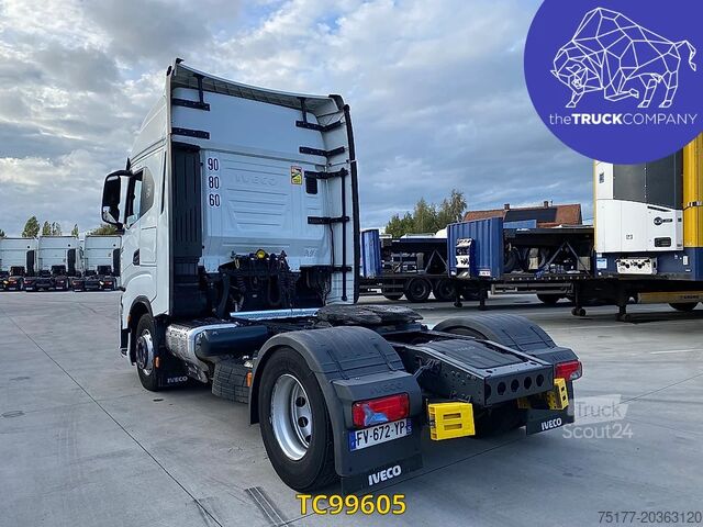 Standaard-SZM Iveco S-WAY 480