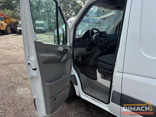Fourgon Mercedes-Benz Sprinter 309 L1H1 - handgeschakeld - trekhaak -...