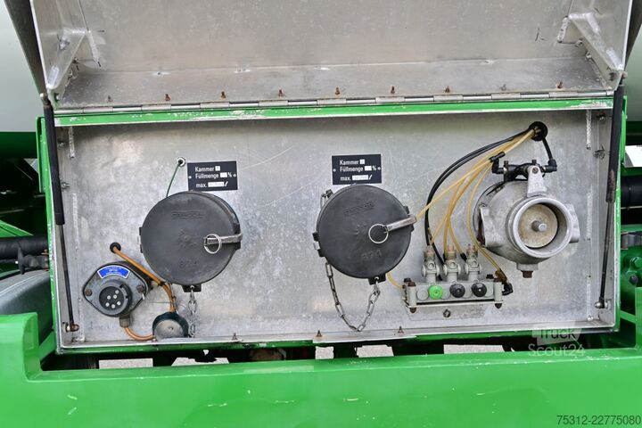 Camión cisterna Scania R560  V8 6x2 Retarder 23.550l 2 Kammern Pumpe E5