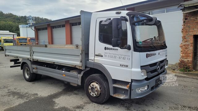Kipper afrolbaar Mercedes-Benz Atego 1218 Pritsche blattgefedert german