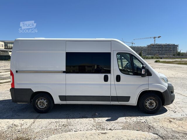 Camper Fiat Ducato Camper | 3 Posti Letto | Doccia + Cucina | Pronto per Viaggiare