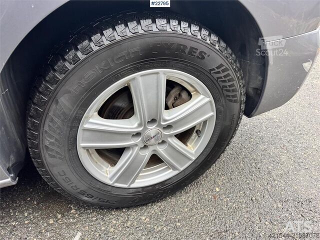 Karavan z visoko streho Toyota Proace Van – 2 Sets of Tires