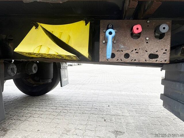 Sliding tarpaulins Krone Curtainsider / Planenauflieger / Gardin