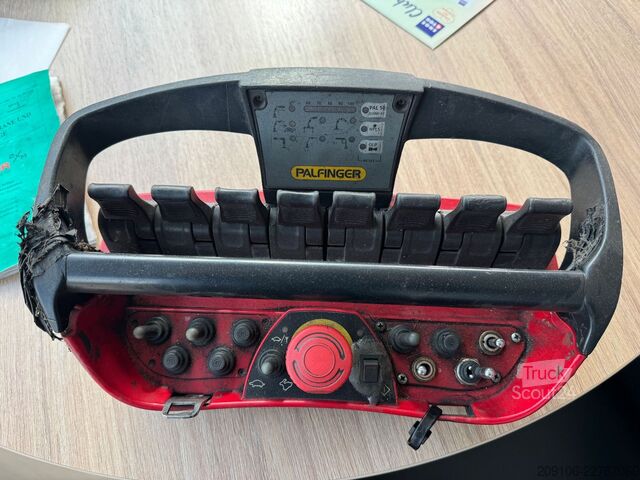 Żuraw wieżowy PALFINGER PK 18002 EH
