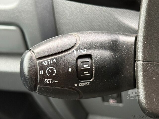 Furgoneta PEUGEOT Expert 1.6 HDi L1H1 Navteq2 Klima AHK Temp. 66kW