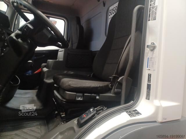 Dėžinis sunkvežimis Mercedes-Benz Atego 1318 L