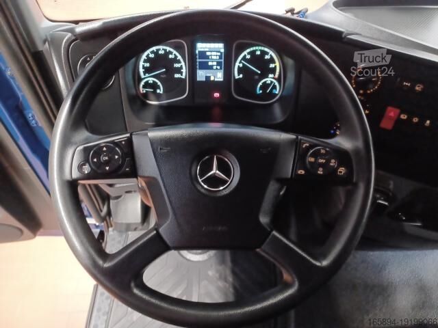 Dėžinis furgonas Mercedes-Benz Atego 818 L