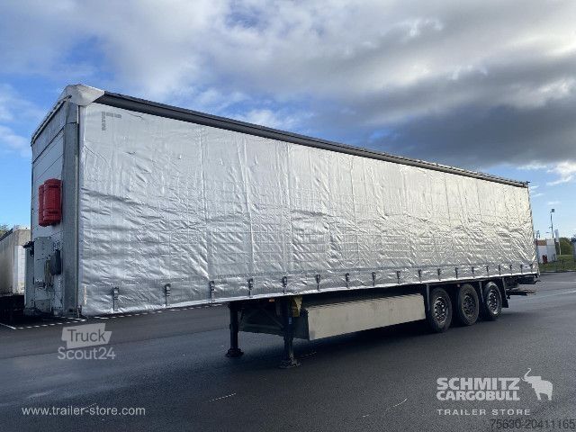 Öppen semitrailer med kapell Schmitz Cargobull Semitrailer Curtainsider Standard Hayon