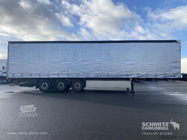 Öppen semitrailer med kapell Schmitz Cargobull Semitrailer Curtainsider Standard Hayon