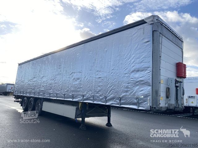Öppen semitrailer med kapell Schmitz Cargobull Semitrailer Curtainsider Standard Hayon