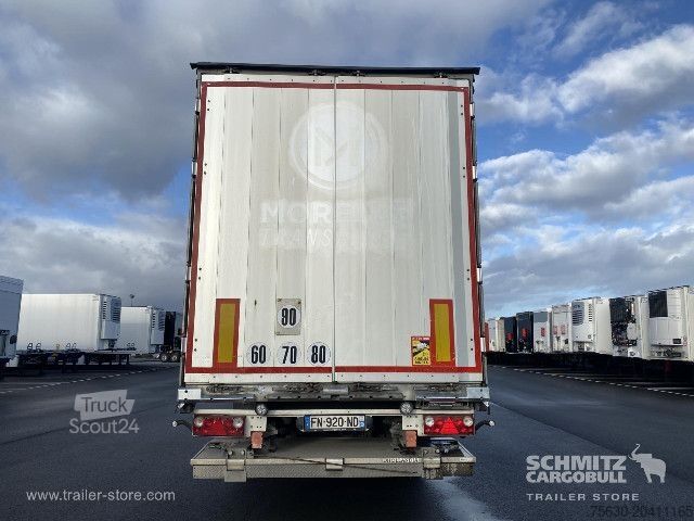 Öppen semitrailer med kapell Schmitz Cargobull Semitrailer Curtainsider Standard Hayon