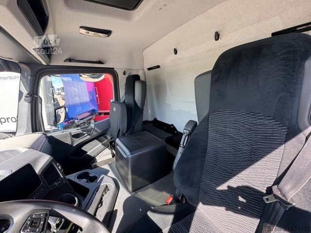 Dryckeslastbil MERCEDES-BENZ ACTROS 2532 / LBW / 2 x AHK / LENKACHSE / 18 PAL