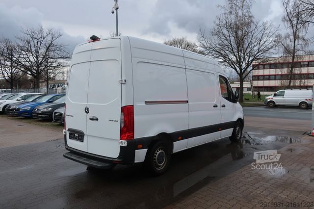 Høy tak varebil MERCEDES-BENZ Nr.A65 Sprinter 314CDI 2. Hand / Klima/Werkstatt
